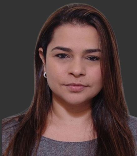 Sra. Marcela Santana
